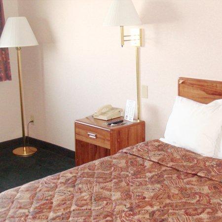6-rossford, Oh Hotel